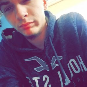 Meet your Posher, Cameron